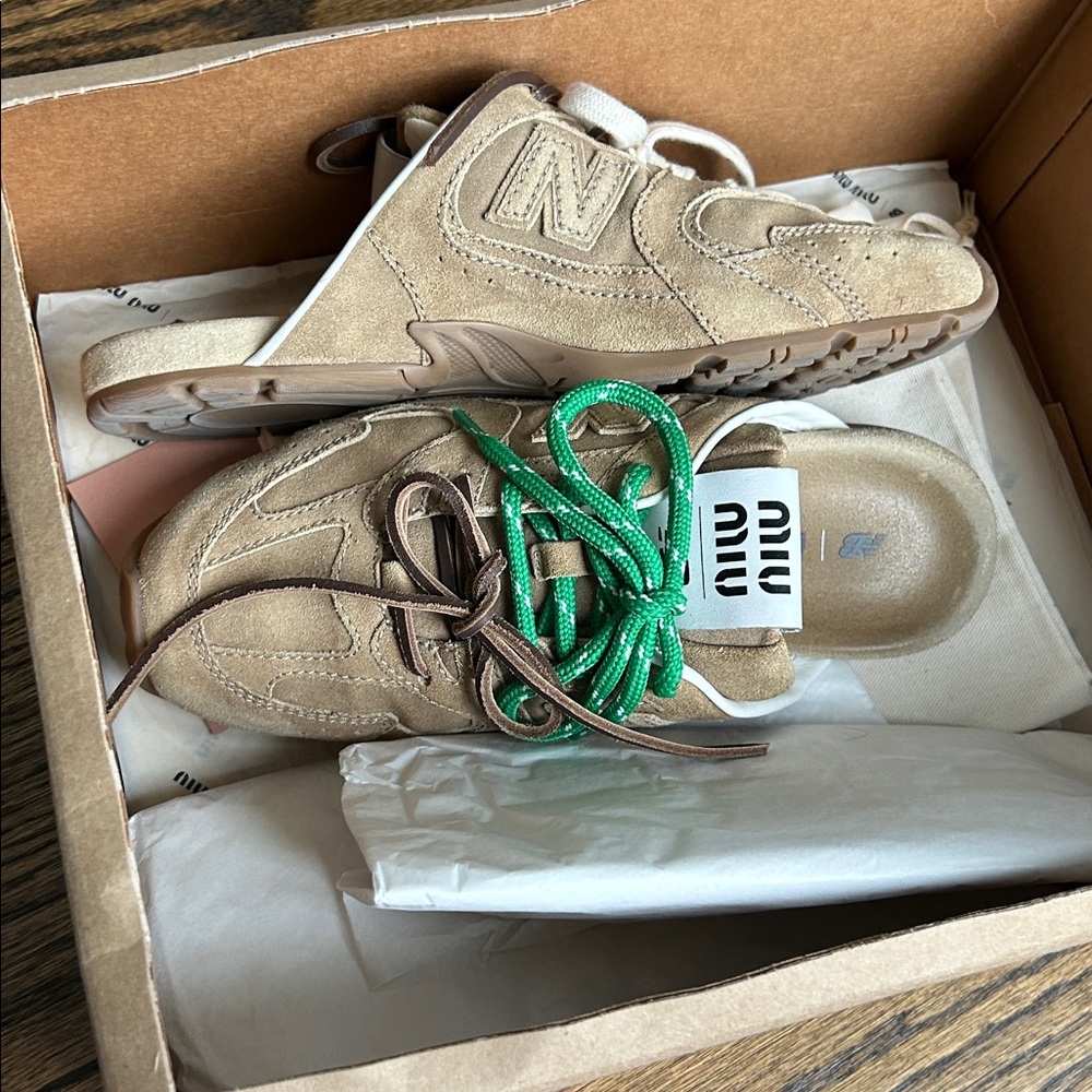 New Balance X Miu Miu 530 SL faded suede mules - Picture 9 of 16